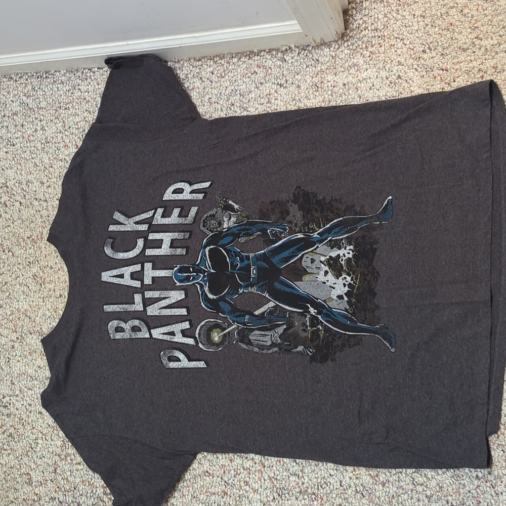 Marvel’s Black Panther gray cotton blend T-shirt XXL